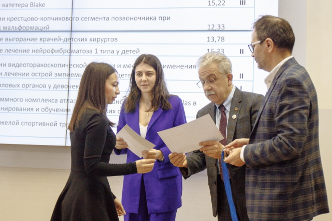 В СПбГПМУ подвели итоги студенческой конференции по хирургии 90