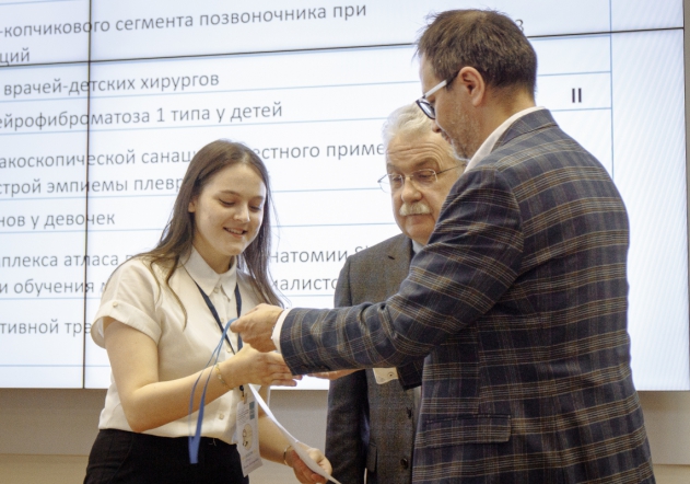 В СПбГПМУ подвели итоги студенческой конференции по хирургии 93