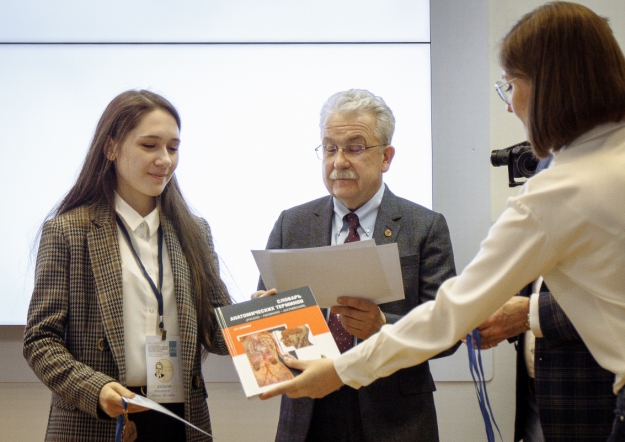 В СПбГПМУ подвели итоги студенческой конференции по хирургии 95