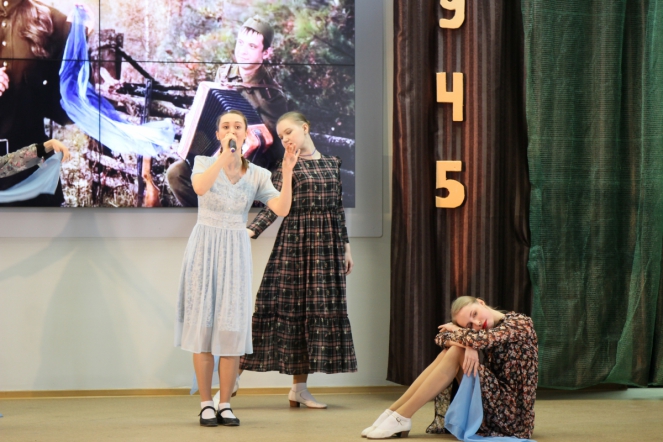 Студенты СПБГПМУ исполнили песни Победы 3