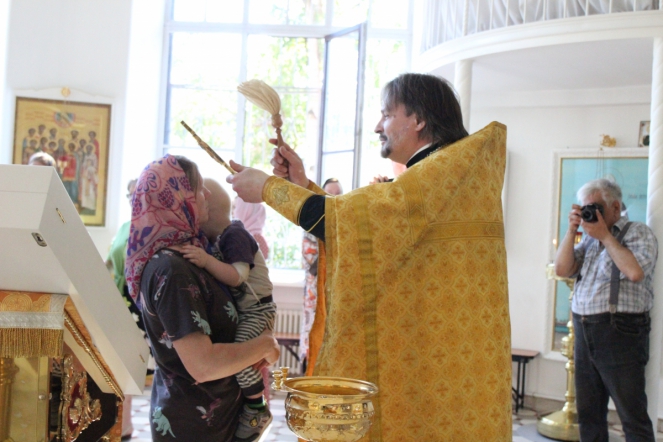 В храме при СПбГПМУ отслужили молебен за здравие детей 9