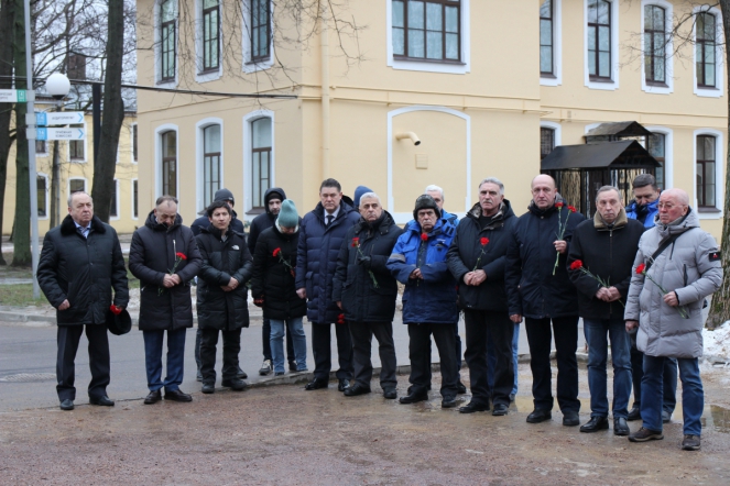 Педиатрический университет почтил память защитников Ленинграда 6