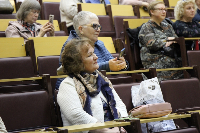 Полвека в педиатрии: в Санкт-Петербургском медицинском педиатрическом университете собрались те, кто закончили вуз 45 и 50 лет назад 16
