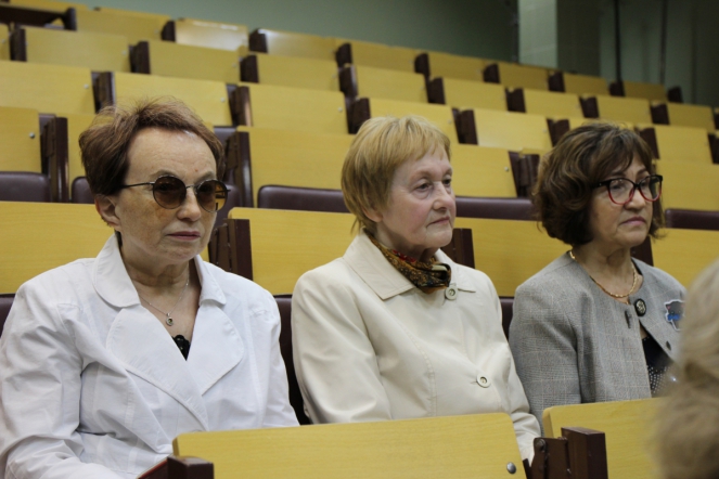 Полвека в педиатрии: в Санкт-Петербургском медицинском педиатрическом университете собрались те, кто закончили вуз 45 и 50 лет назад 18