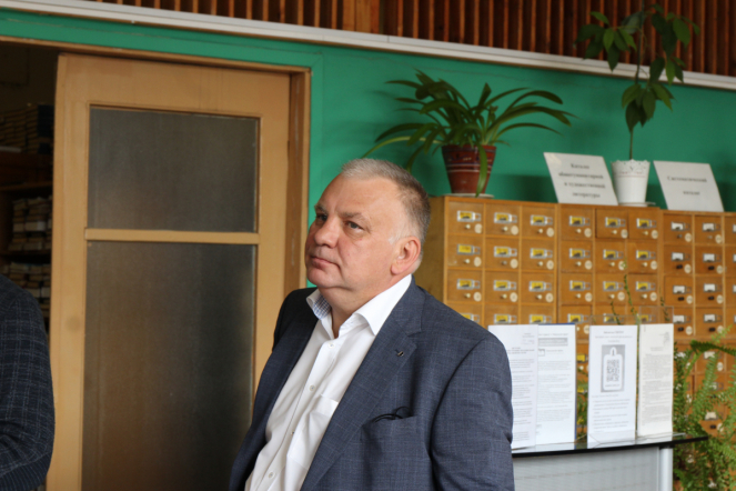 К 100-летию СПбГПМУ: Дмитрий Иванов открыл выставку в библиотеке вуза 10