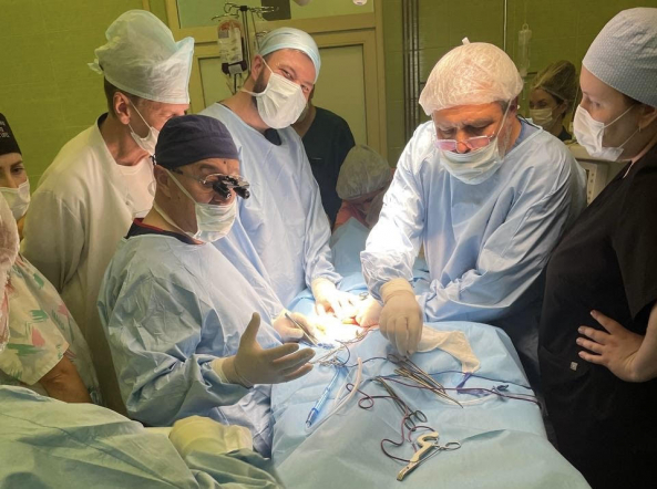 Врачи Педиатрического университета выполнили операцию новорождённому ребёнку с гигантской врождённой аневризмой аорты 2