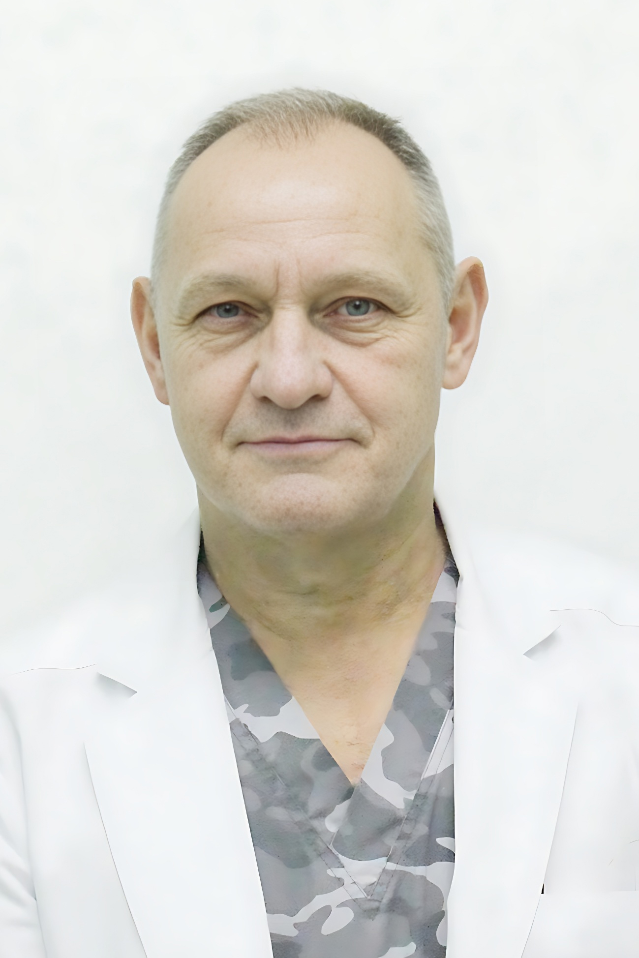 <span style="color: rgb(5, 150, 156);"><strong>Хамидов Вадим Анатольевич&nbsp;</strong></span>