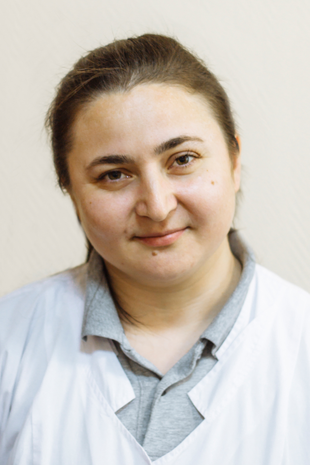 <span style="color: rgb(4, 27, 27);">Зухова Людмила Юрьевна</span>